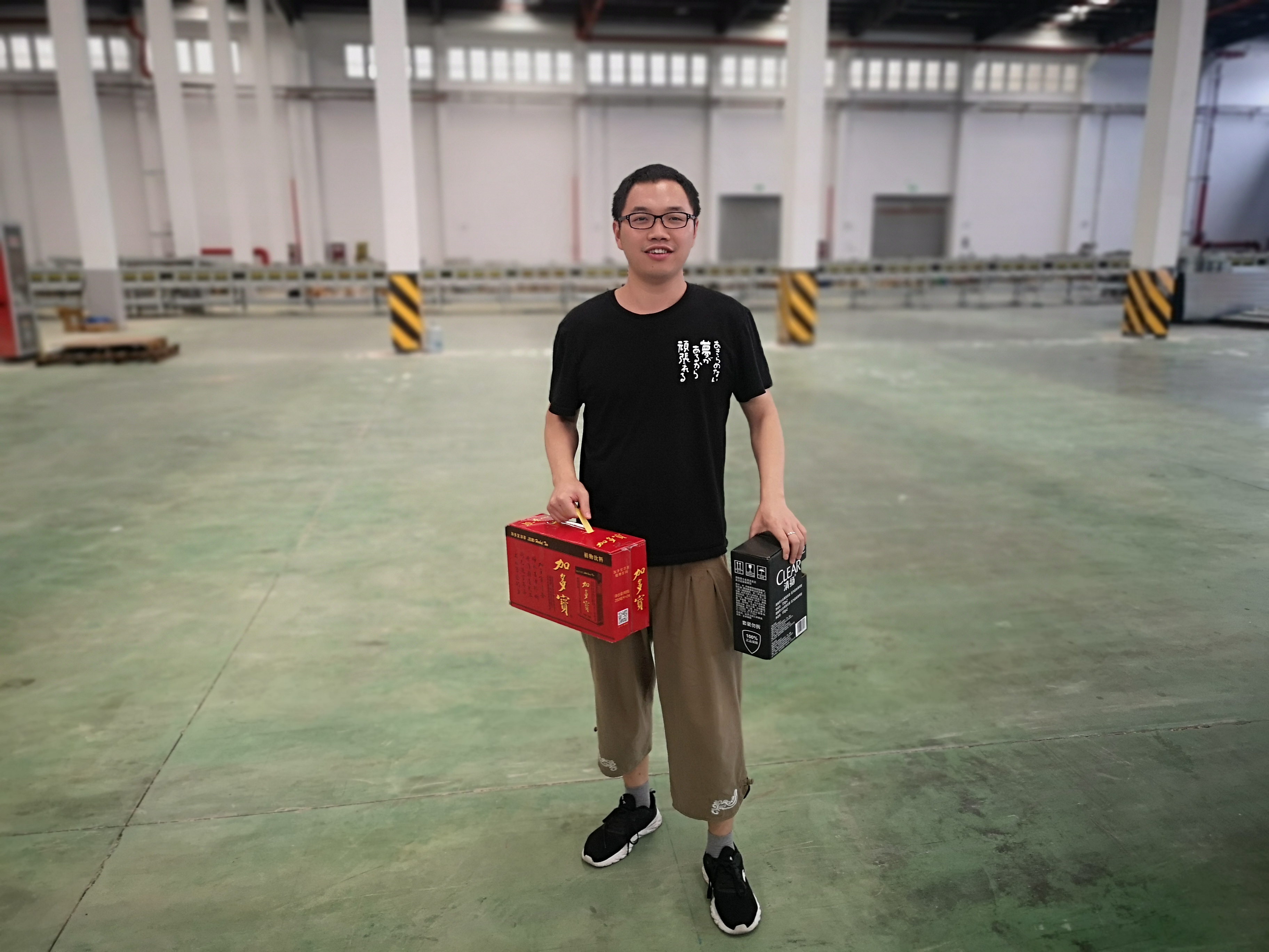 關(guān)愛(ài)職工 · 夏送清涼 | 寶開(kāi)工會(huì)赴一線(xiàn)送清涼，致敬高溫下的堅(jiān)守